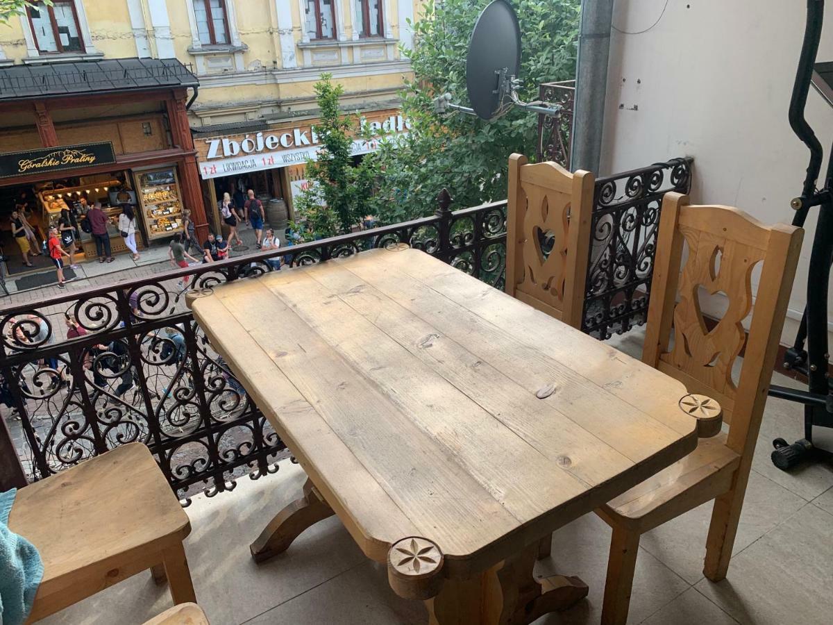 Apartamenty Goralska Pasja Krupowki 37 Zakopane Esterno foto